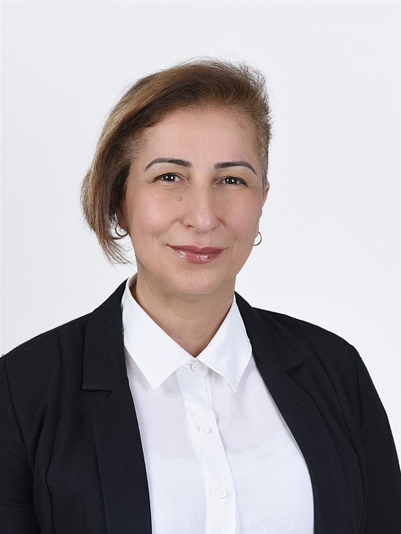 MÜNEVVER UYAR